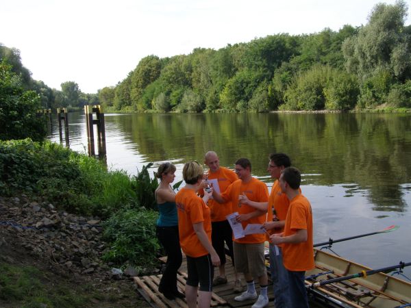 Siegerehrung Kuehn Baeder Drachenbootrudercup 2010